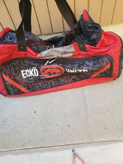 ECKO UNLTD  rolling duffel bag 36X18X17