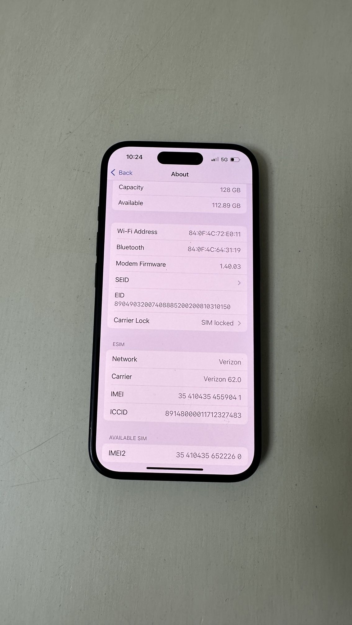 iPhone 16 128GB Verizon Clean ( MacBook )