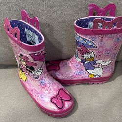 minie rain boots 3-4yrs 