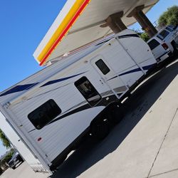 2016 Eclipse Attitude 19fb TOY HAULER