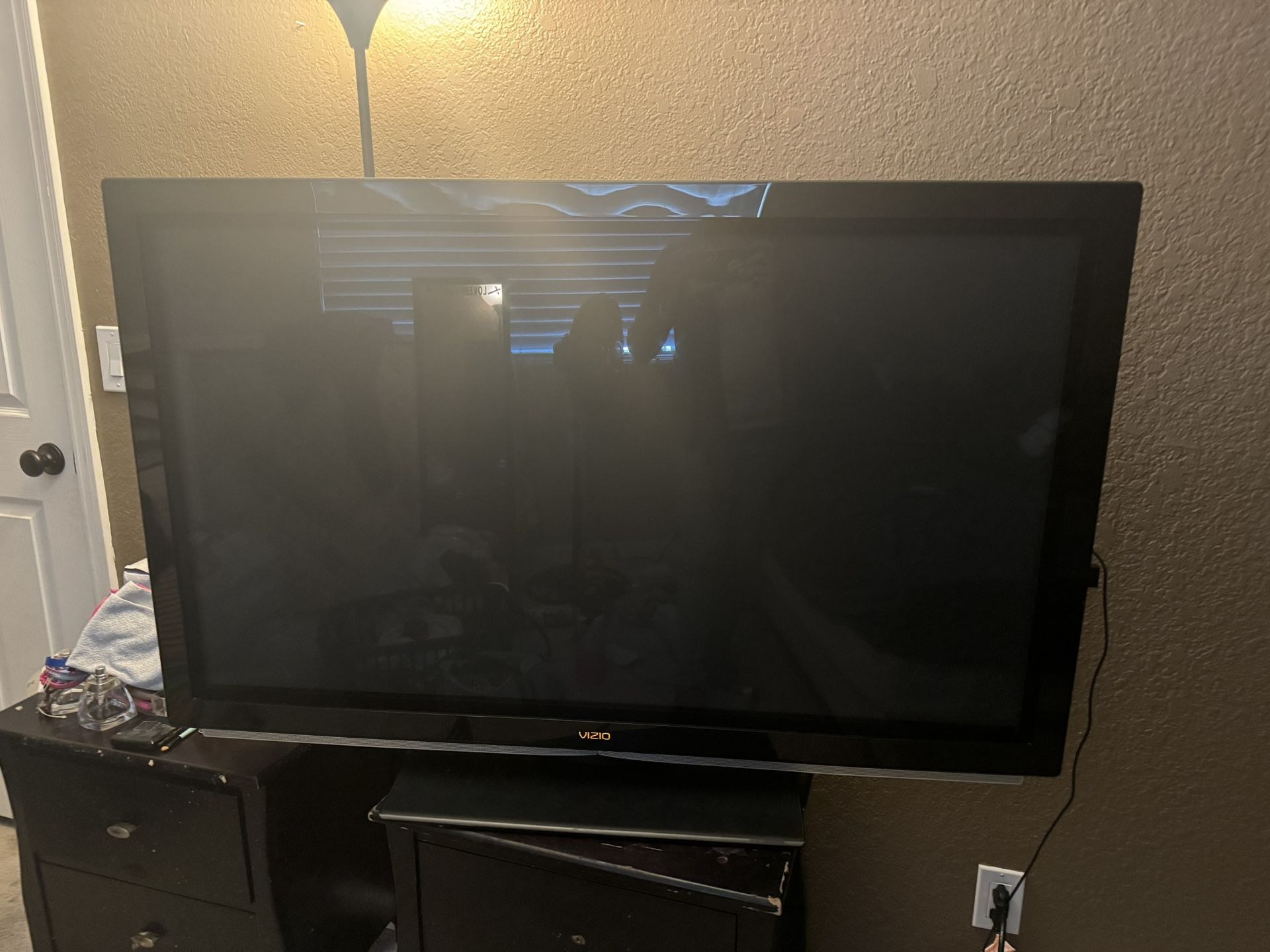 Used Vizio 70inch Tv 100Cash Only for Sale in Mesa, AZ OfferUp
