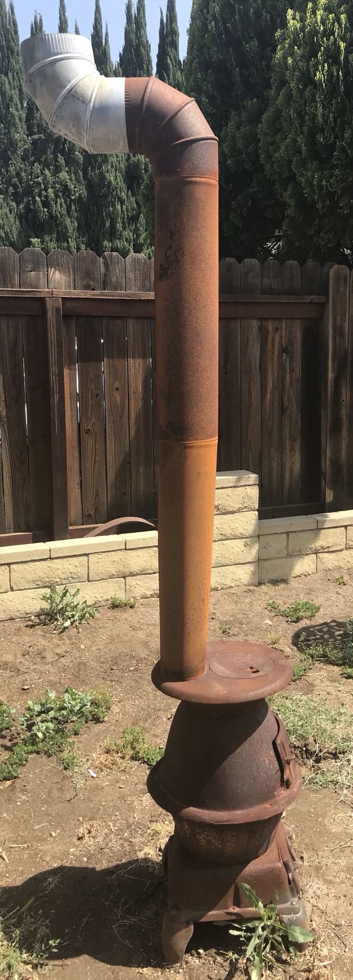 Sun 50 Antique Pot Belly Stove Wood Burning Stove for Sale in Ontario, CA -  OfferUp