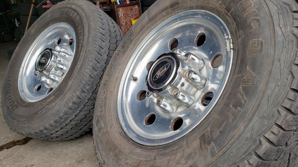 1999 - 2004 Ford F250 F350 Truck Super Duty Wheels / Rims / Rines. Set