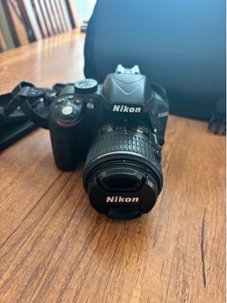 Nikon D3300 SLR