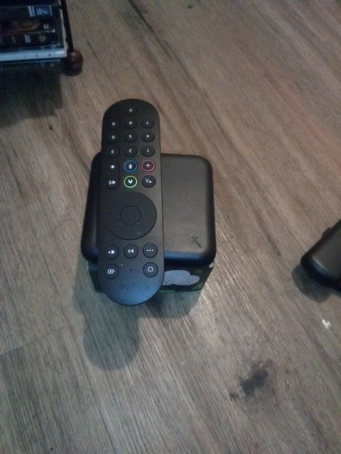 Xfinity Stream Box With https://offerup.co/faYXKzQFnY?$deeplink_path=/redirect/