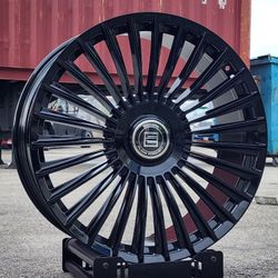 24X10 ENCORE GLOSS BLACK / FLOATING CAP Wheels