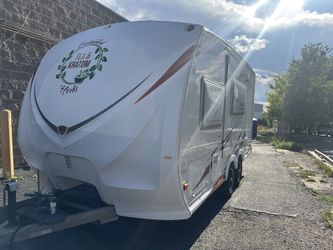 2010 Heart Land Edge M18 Retail Trailer