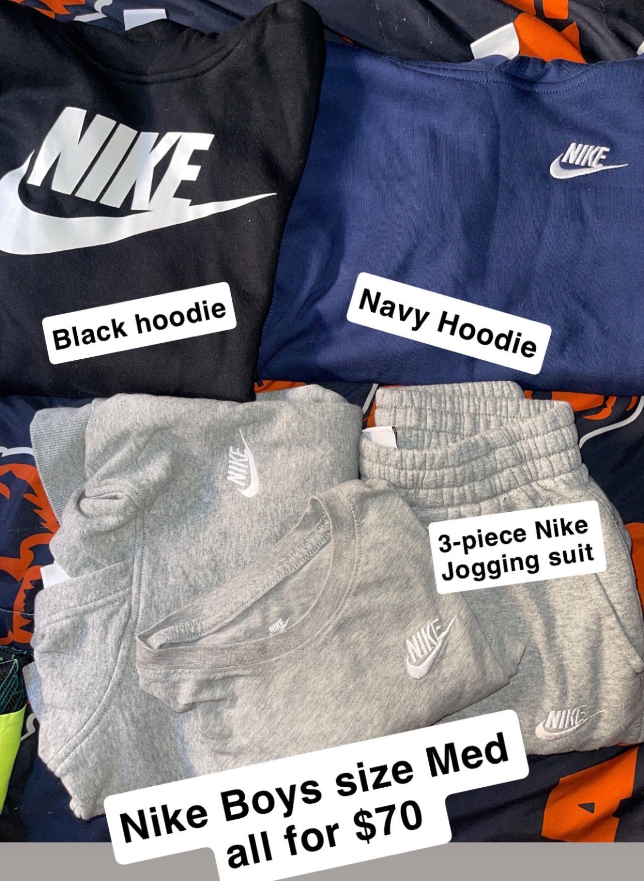 Nike Jogging Suit& Hoodie Size Boys Size Med $70 