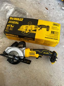 Circular saw 4 1/2 tool only 20v dewalt