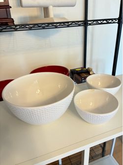 3 White Bowls