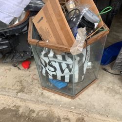 Oceanic Fish For Sale With Accessories $100