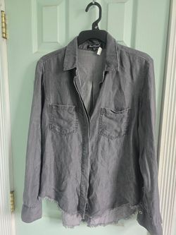 Velvet Heart Women's Shirt Size Medium New