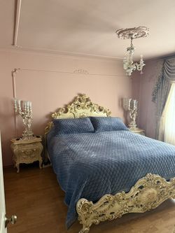 King Victorian Style Bedroom Set