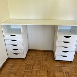 Desk / Vanity