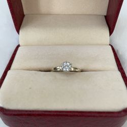 Diamond Engagement Ring Sz 6-7 14 K Gold 3/4 Carat Cluster, Beautiful! 