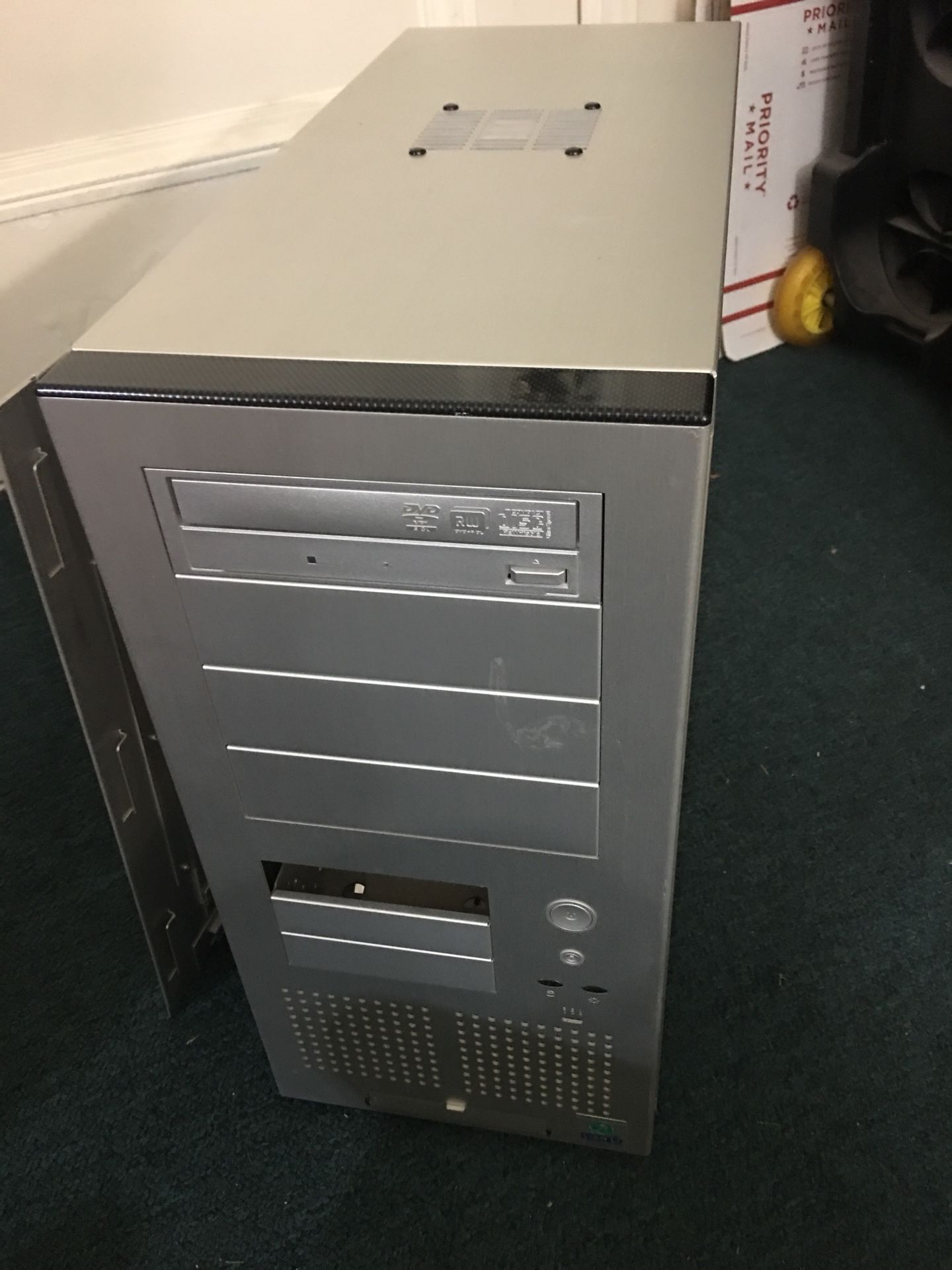 As is Lian Li PC-65 Aluminum ATX Mid Tower Computer Case
