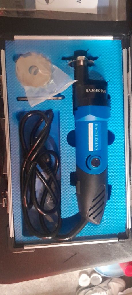 Baoshishan Electric Cast Saw