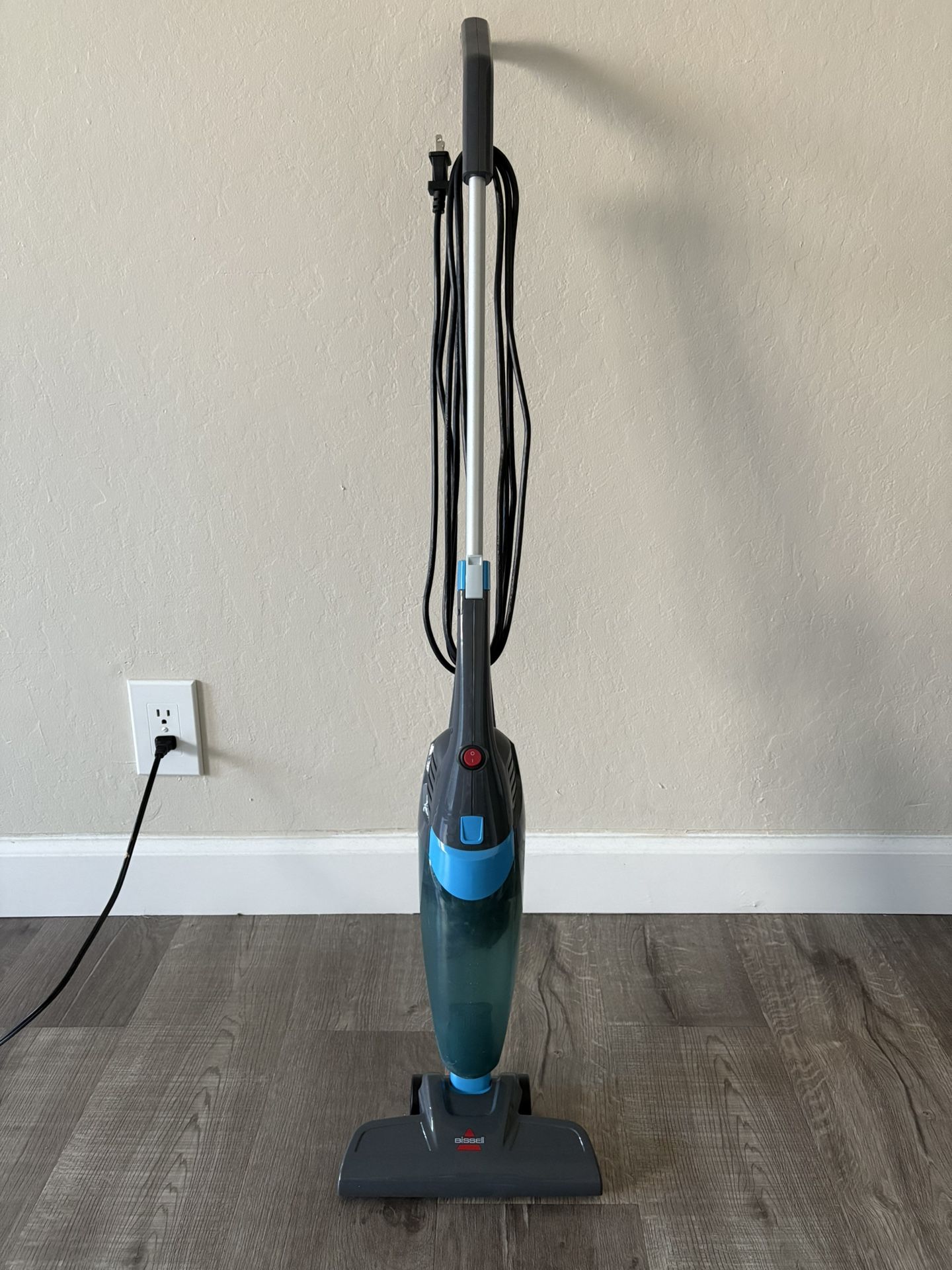 BISSELL 3-in-2 Lightweight Corded Vacuum