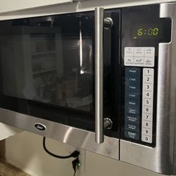 Oster Microwave 