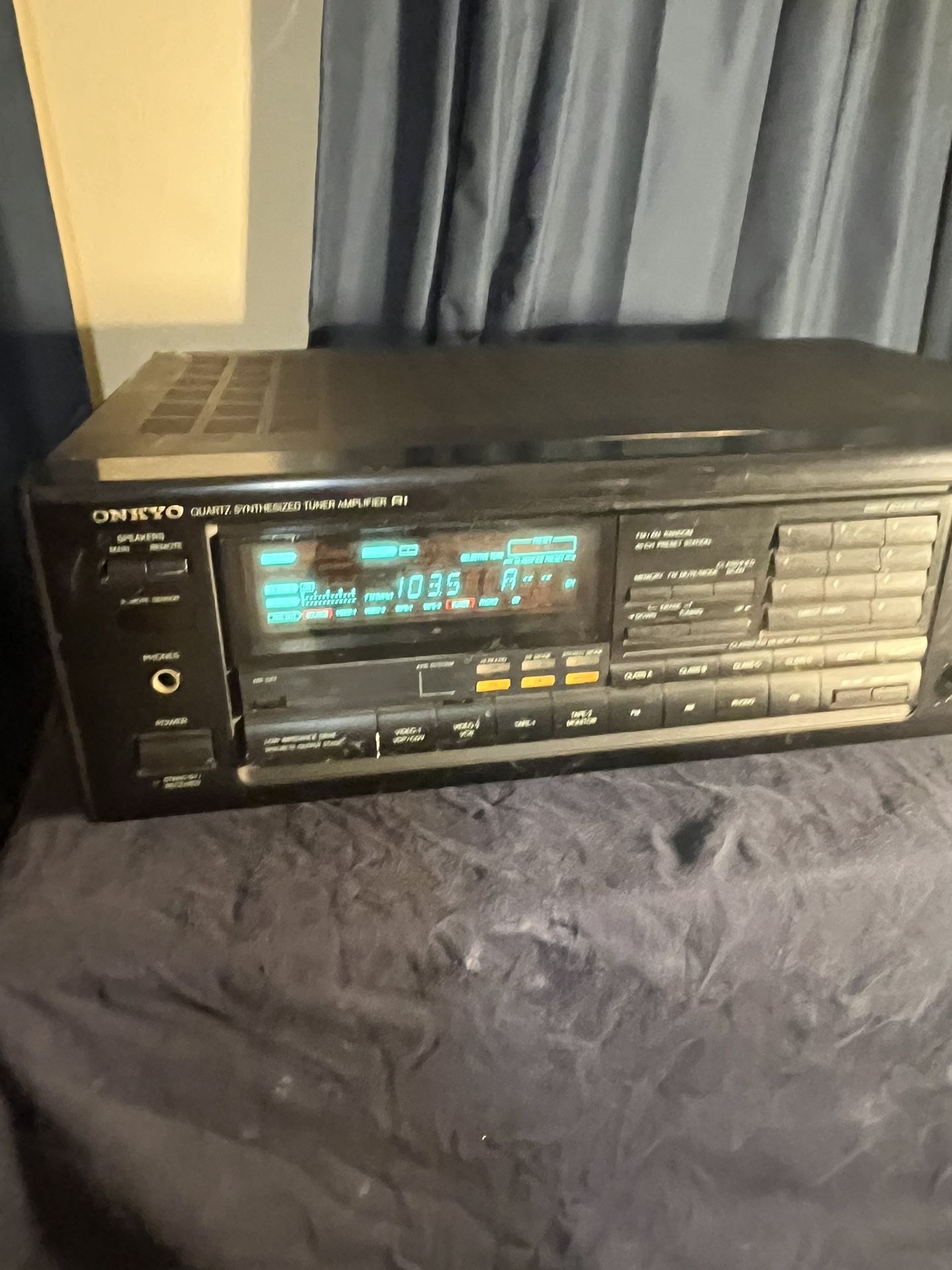 ONKYO Amplifier