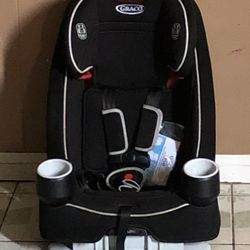 LIKE NEW GRACO ATLAS 65 CONVERTIBLE CAR SEAT 