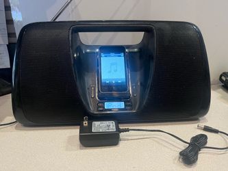 MEMOREX iMove iPod AM/FM BoomBox Mi3005-Vintage