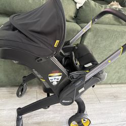Doona Car Seat & Stroller, Nitro Black