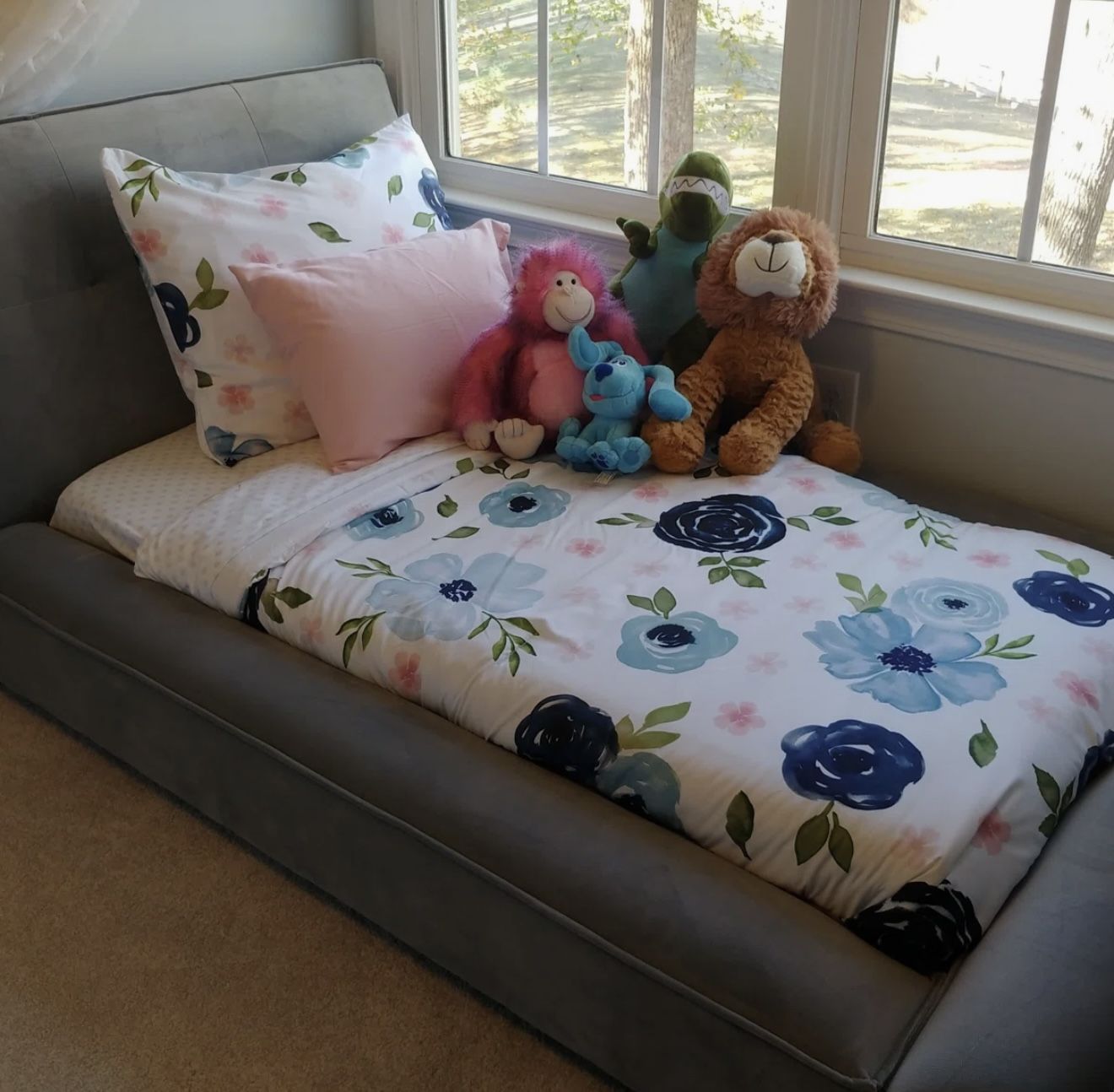 Toddler Bed And Mattress Included All In Very Good Condition