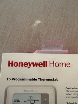 Honey well home thermostat