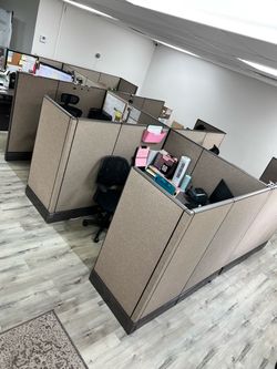 6 Cubicles for Sale - Great Condition