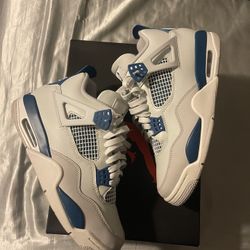 Air Jordan 4 Military blue size 8
