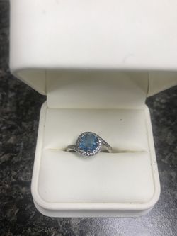 Blue diamond ring with regular diamond in Sterling silver