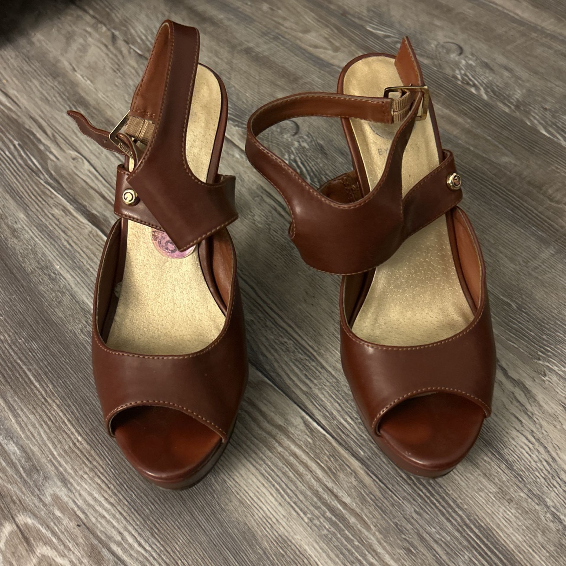 Guess Heels 