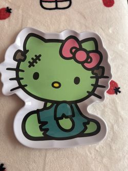 Hello Kitty Plates