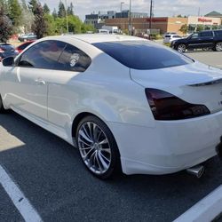 Infiniti g37 journey coupe 