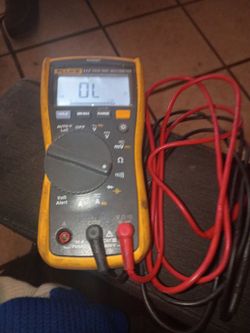 Fluke 177 multimeter true rms