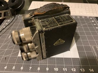Siemens C II 16mm," "Schneider-Kreuznach lenses," and "Vintage German Cine Camera."