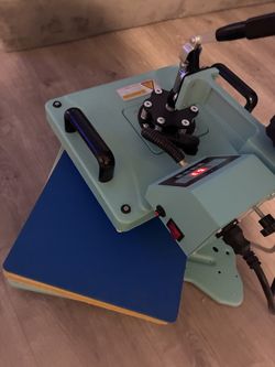 Heat press for clothing design