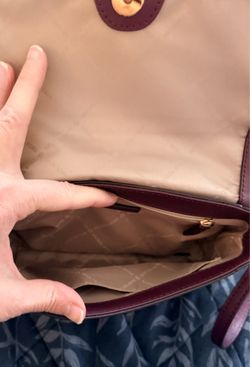 Michael kors clutch purse