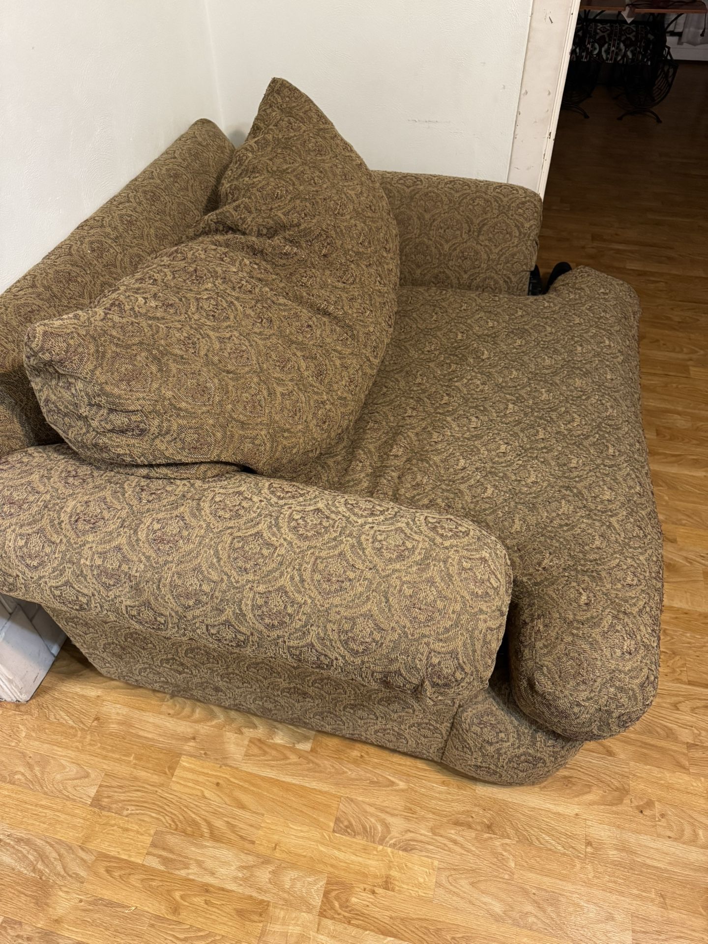 Sofa set