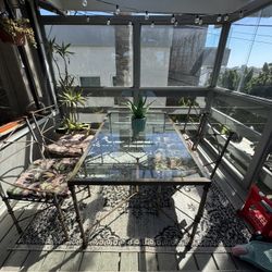 Outdoor Table And Chairs :)