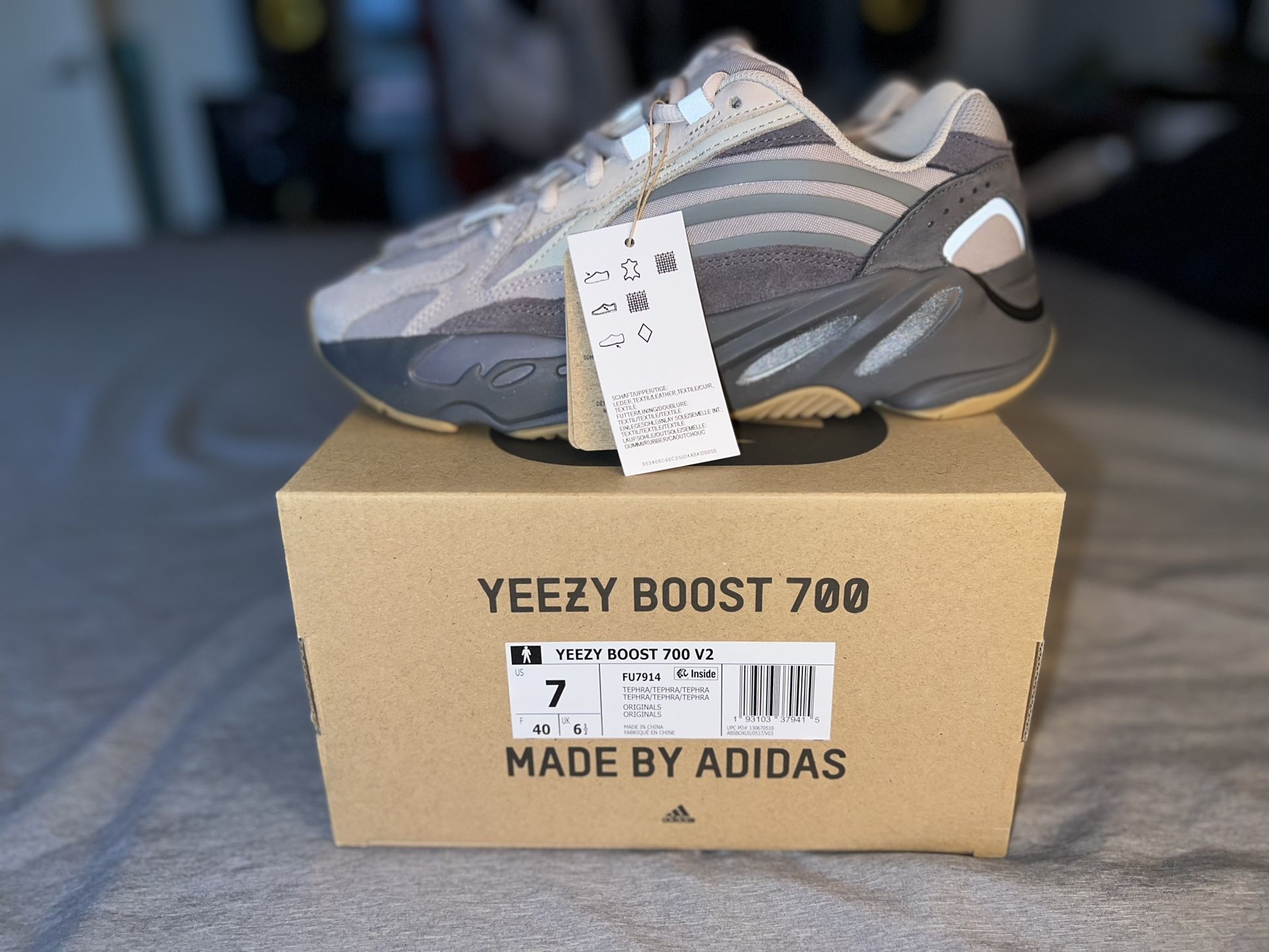 Adidas Yeezy Boost 700 V2 Tephra