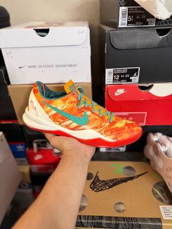 Kobe 8 All Star Area 72 size 10 USED But Clean