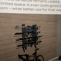 Stor Ski/ Snowboard Rack - Brand New 