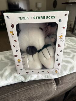 Peanuts x Starbucks Snoopy