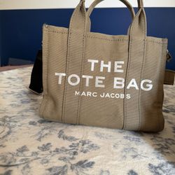 Marc Jacob’s Tote bag