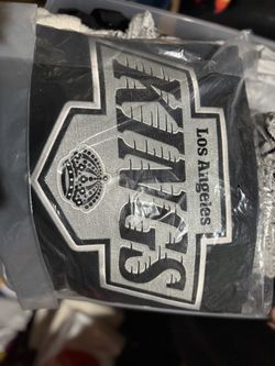 Brand New NHL BLK LA KINGS Breakaway Jersey | Size S