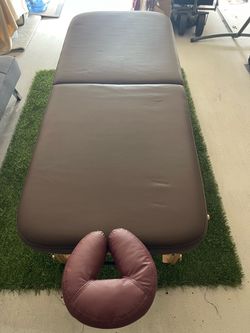 Earthlite Spirit Portable Massage Table