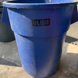 55 Gallon Uline Trash Cans