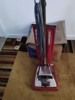 Sanitaire commercial vacuum